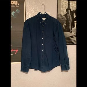 Everlane - Indigo Chambray Casual Button-up shirt